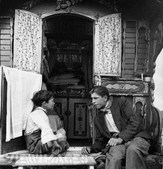 Wonderful rolling home.