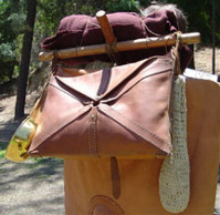 pack-on-scutum-web-sml