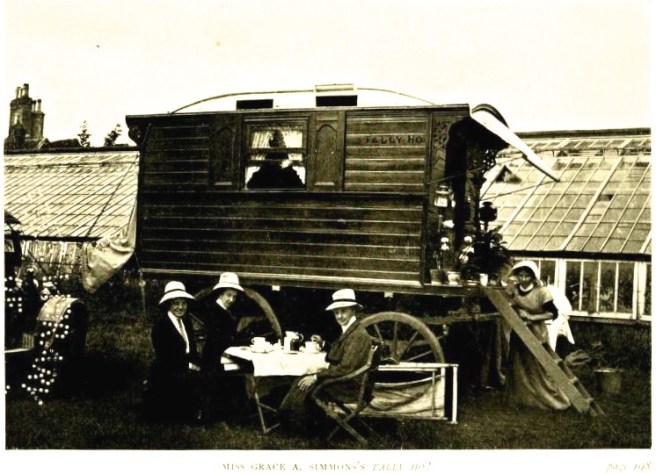 caravanningcampi00stonrich_0255